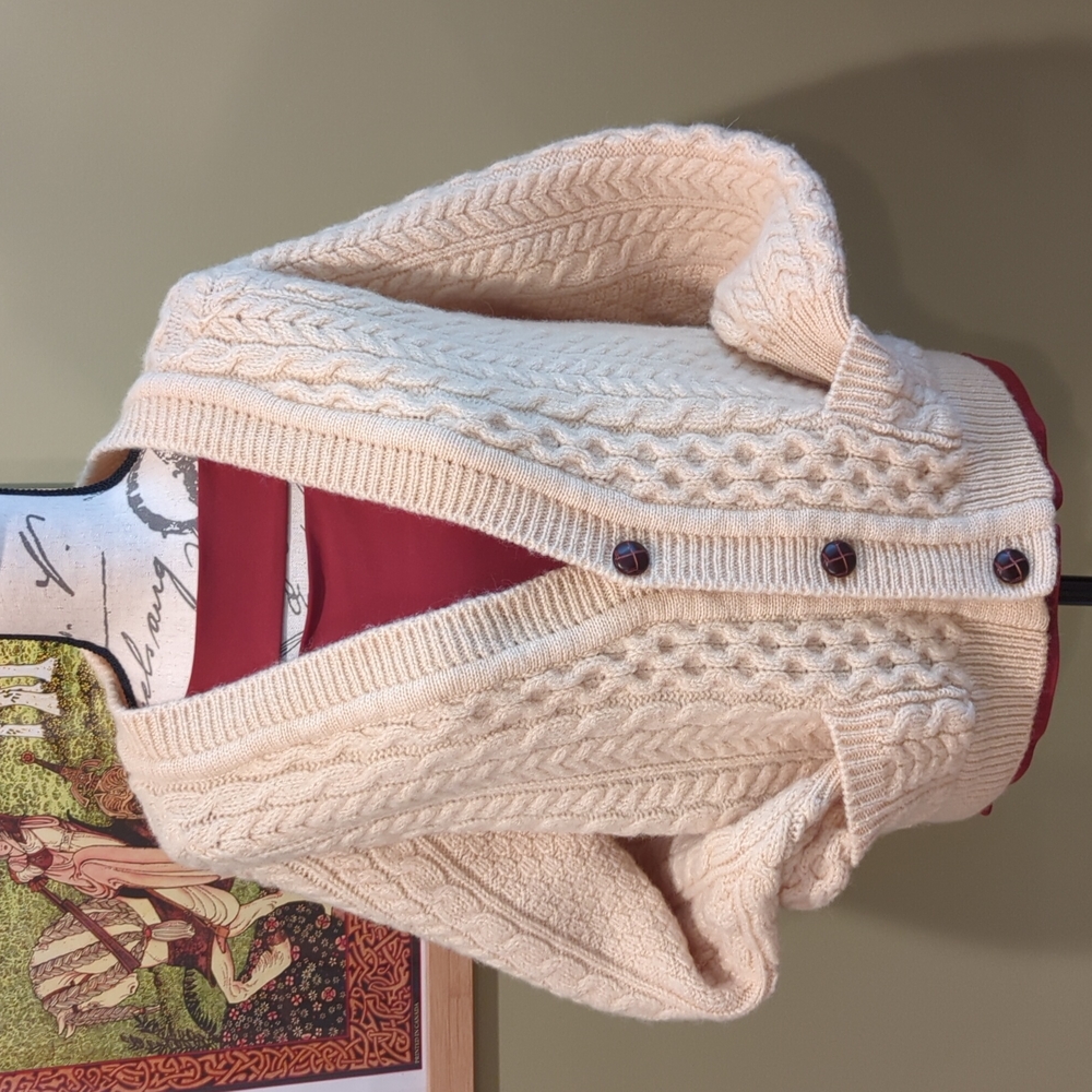 Vintage 1970 Carriag Donn Irish Sweater